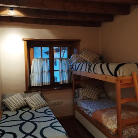 Esqui, Aigueestortes Y Boi-tauell A Tus Pies En Ebrehogar Pla de l'Ermita