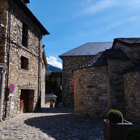 Esqui, Aigueestortes Y Boi-tauell A Tus Pies En Ebrehogar * Pla de l'Ermita